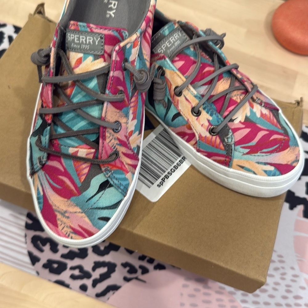 Sperry Crest Vibe Coral Pink Shoes